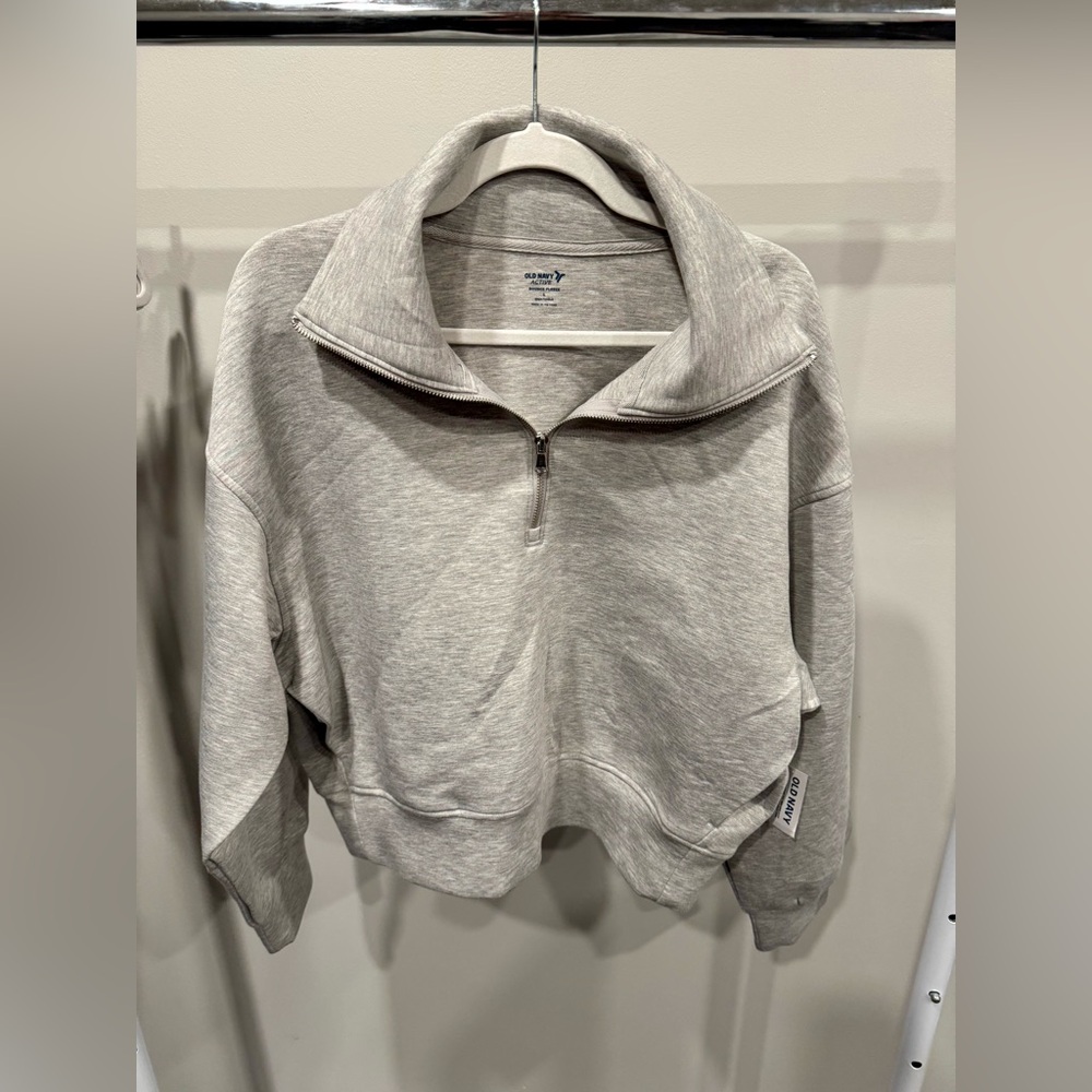 Old Navy Active Bounce Fleece Pullover